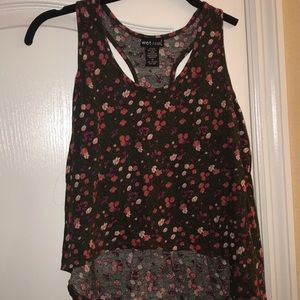 Floral cropped tank top